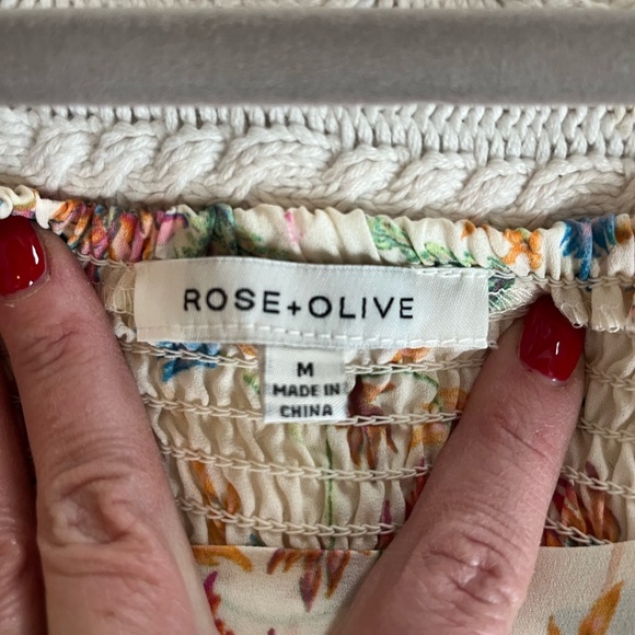 Rose + Olive Ivory & Floral Ruffle Sleeve Off the Shoulder Women’s Size M - Picture 12 of 16